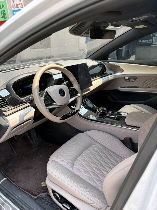 BYD Han 2024 #9 BYD Han 2024 car image #9
