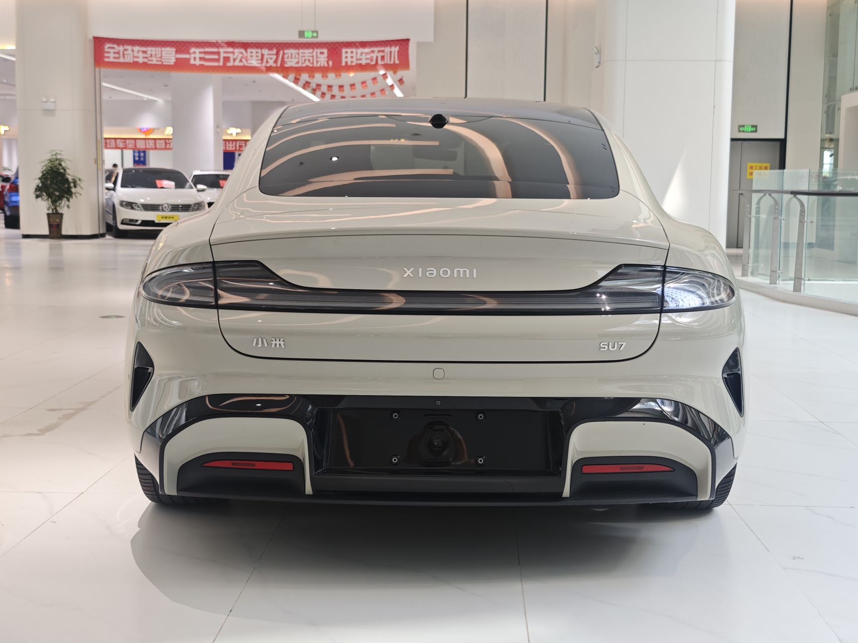 MI SU7 2025 car image #11
