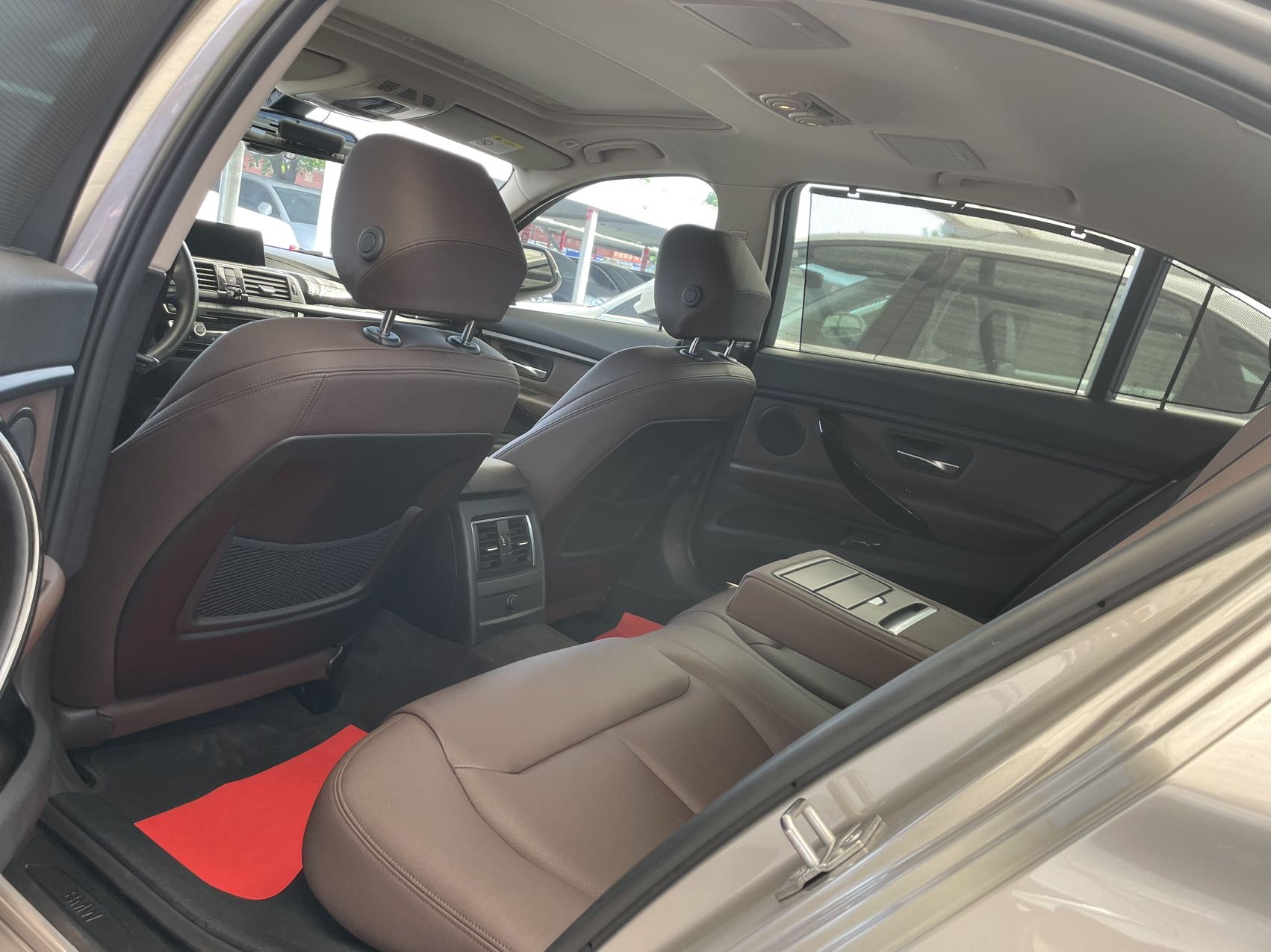 BMW 3 Series 2019 car image #5