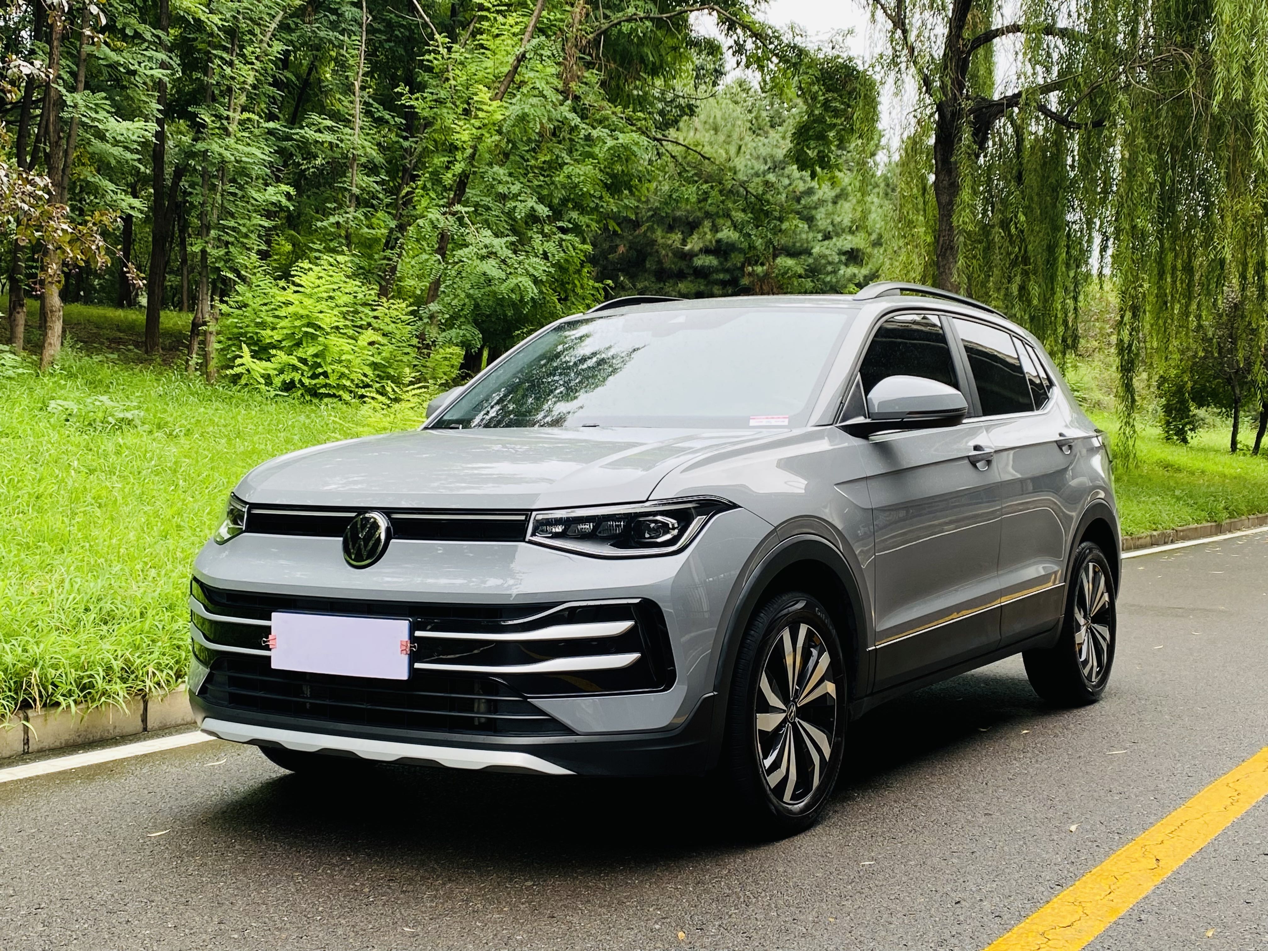 Volkswagen Tharu 2024 #2 Volkswagen Tharu 2024 imagen de coche #2