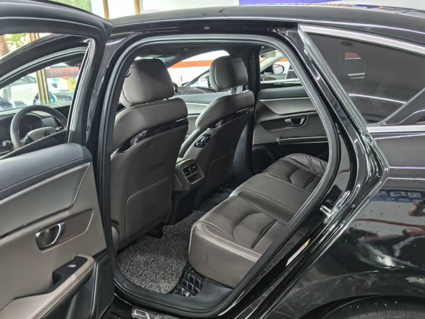 BYD Han 2022 car image #7