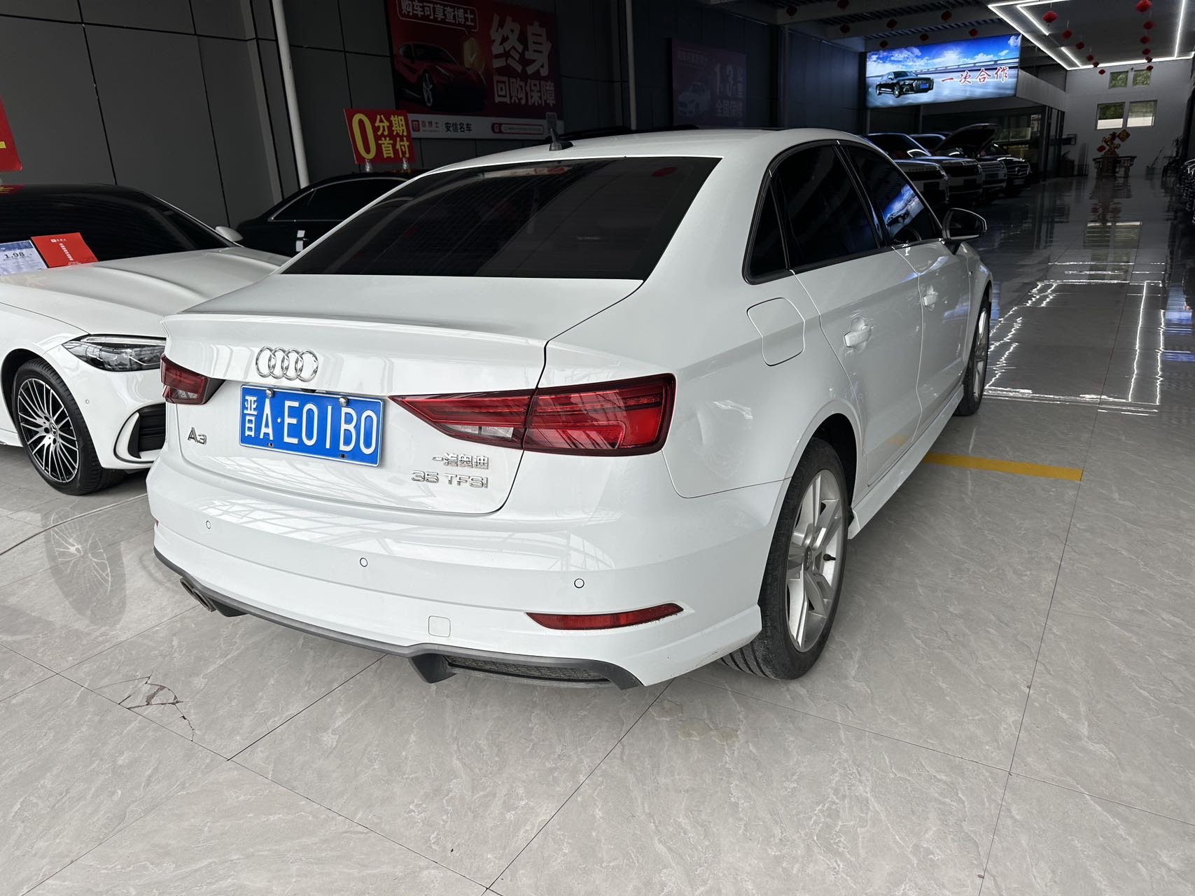 Audi A3 2019 car image #9