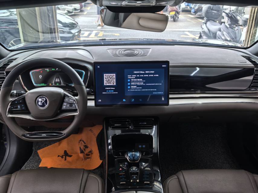 BYD Han 2022 car image #9