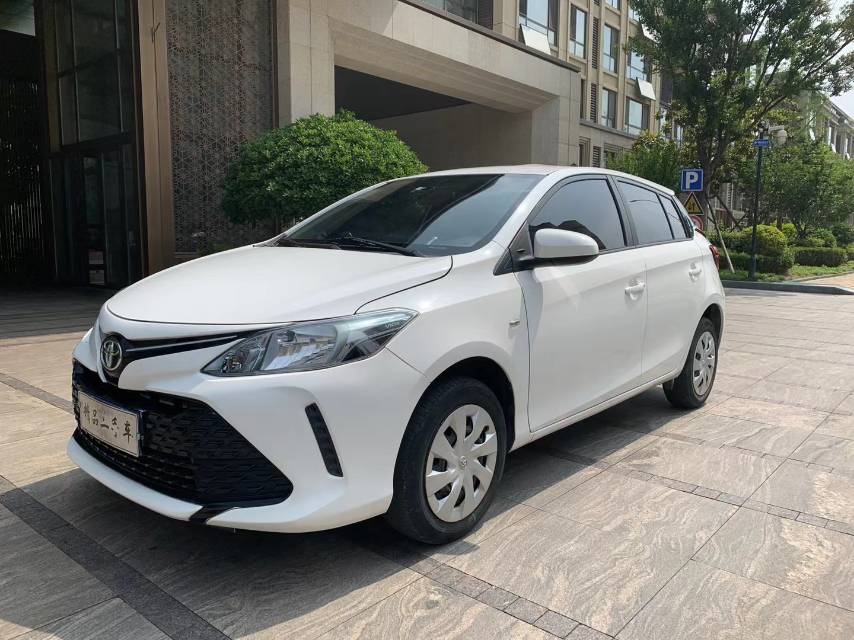 Toyota Vios FS 2017 #2 Toyota Vios FS 2017 image de voiture #2