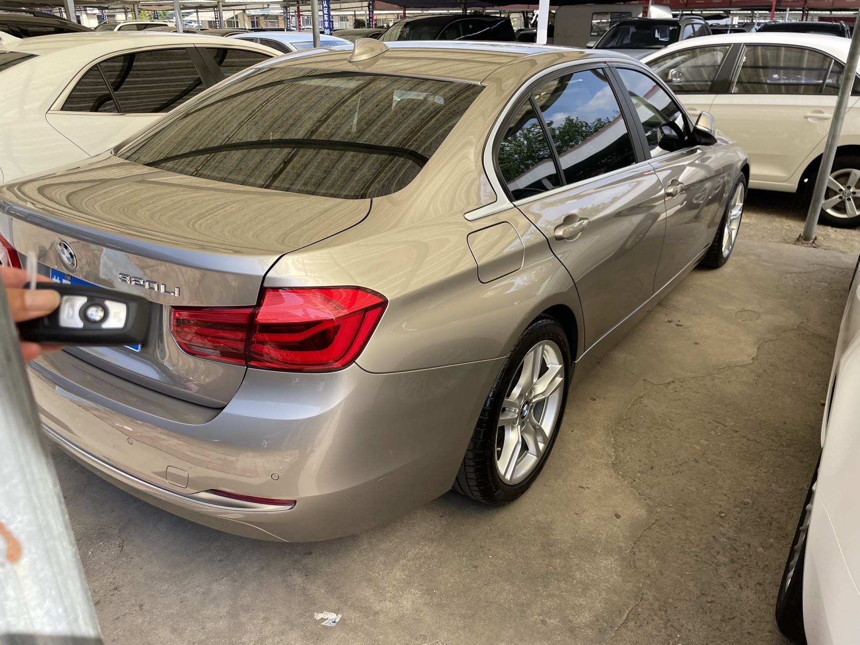 BMW 3 Series 2019 car image #7