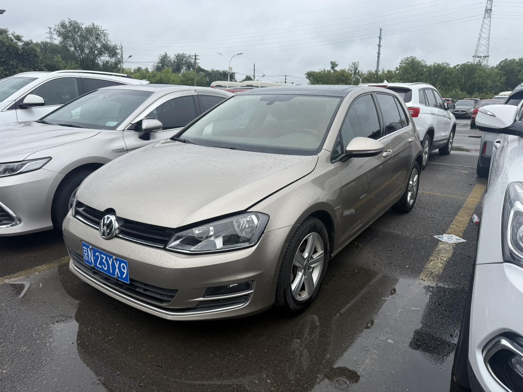 Volkswagen Golf 2015 car image #2