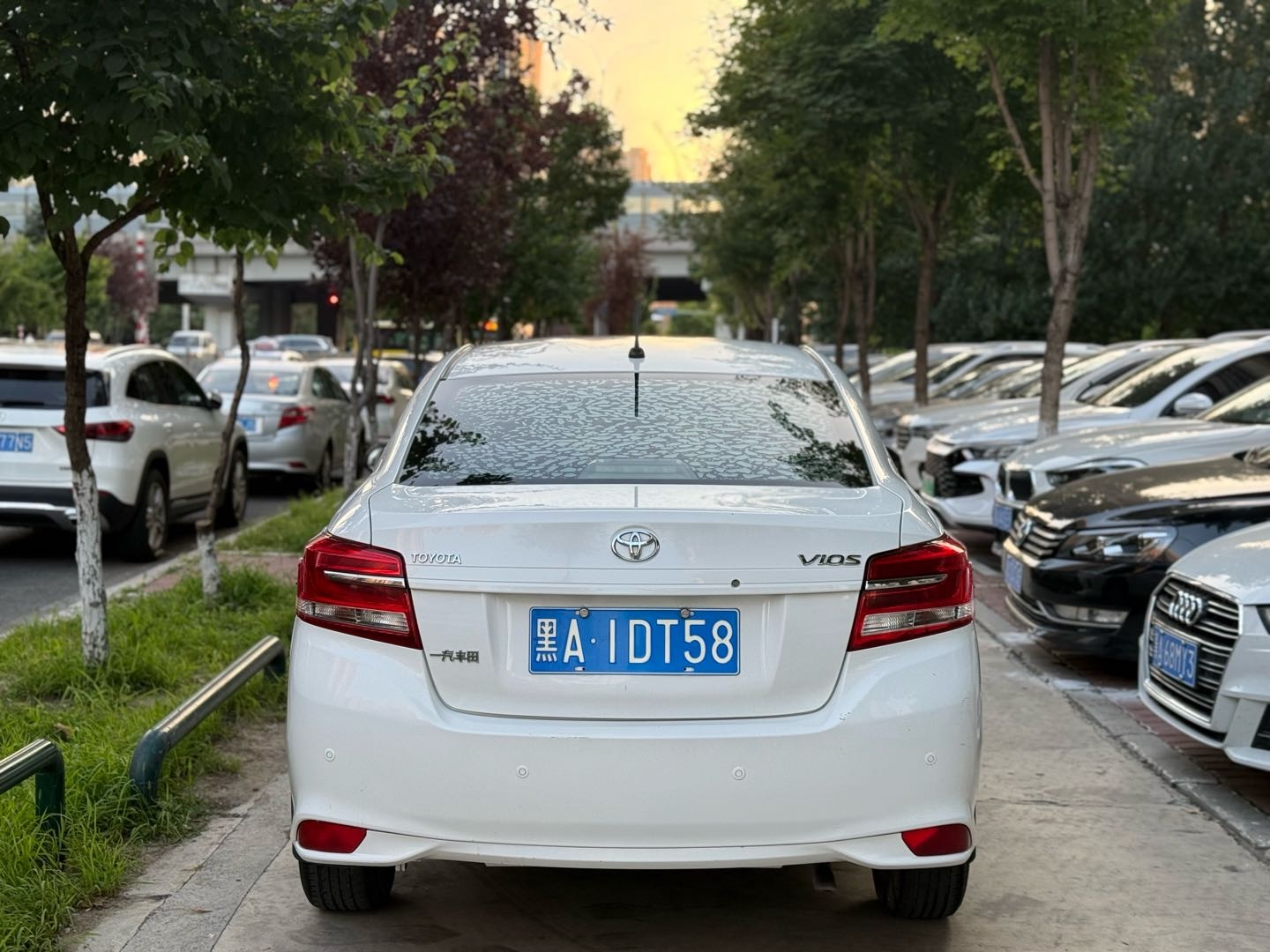 Toyota Vios 2018 #10 Toyota Vios 2018 car image #10