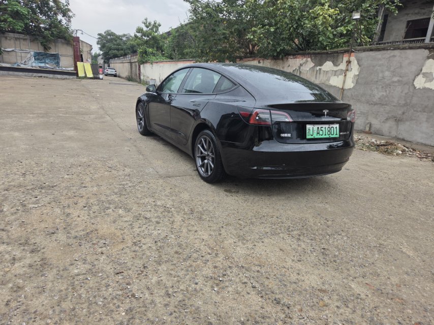 Tesla Model 3 2022 car image #6