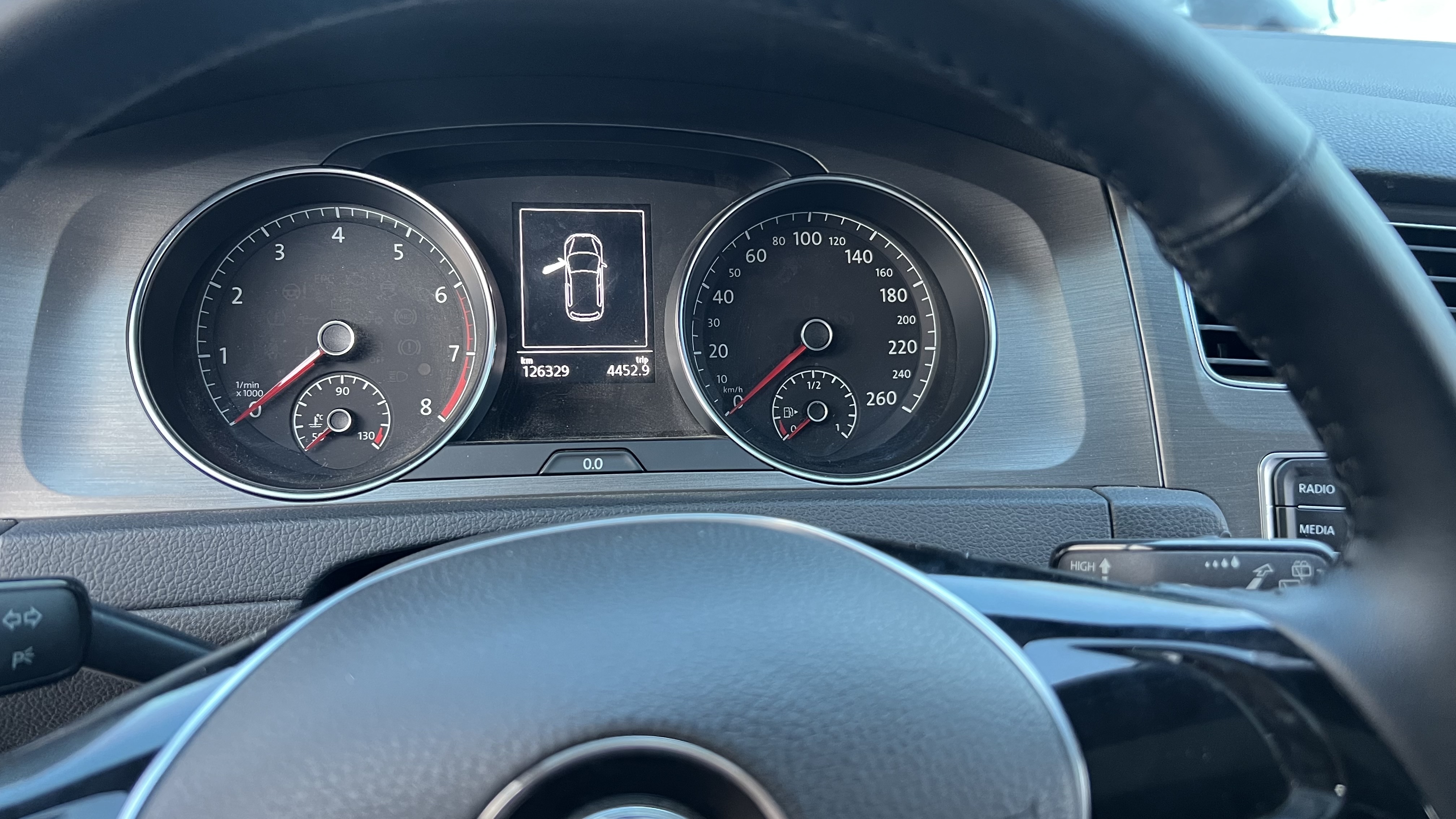 Volkswagen Golf 2015 car image #6