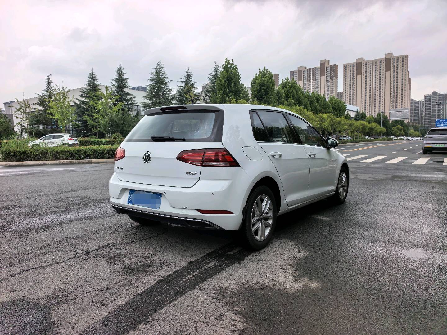 Volkswagen Golf 2019 #11 Volkswagen Golf 2019 car image #11