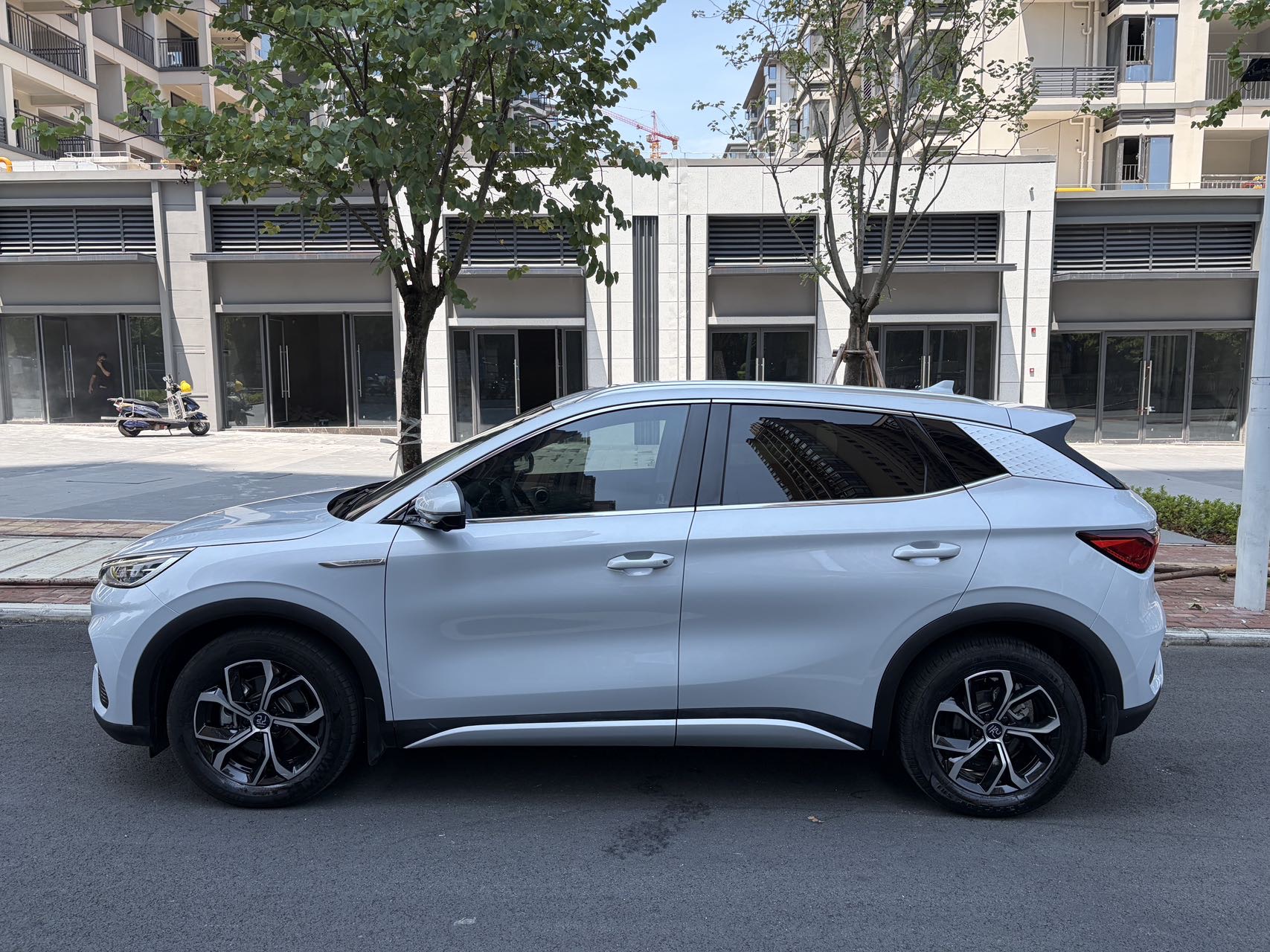BYD Yuan Plus 2024 #5 BYD Yuan Plus 2024 car image #5