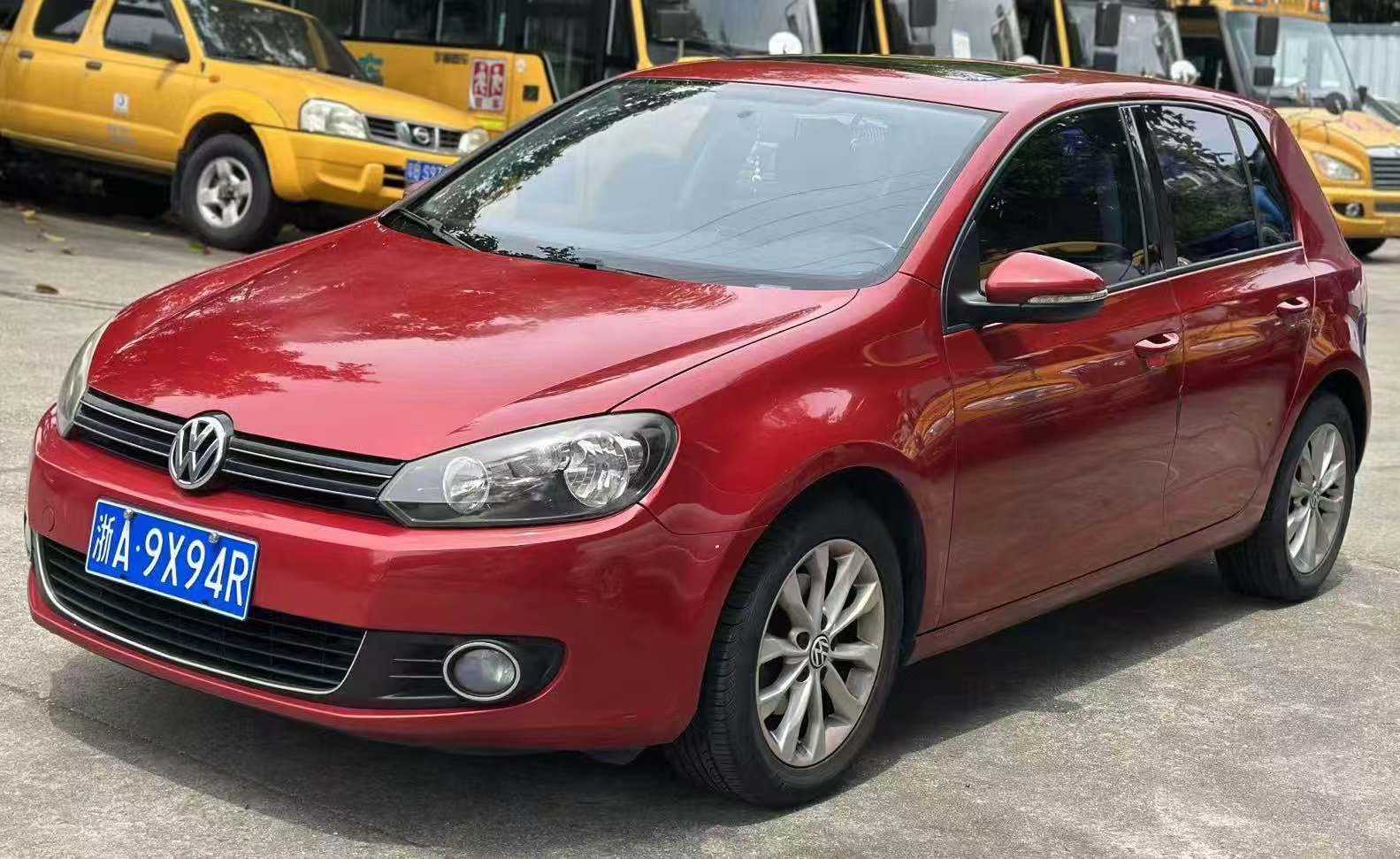Volkswagen Golf 2011 Volkswagen Golf 2011 car image