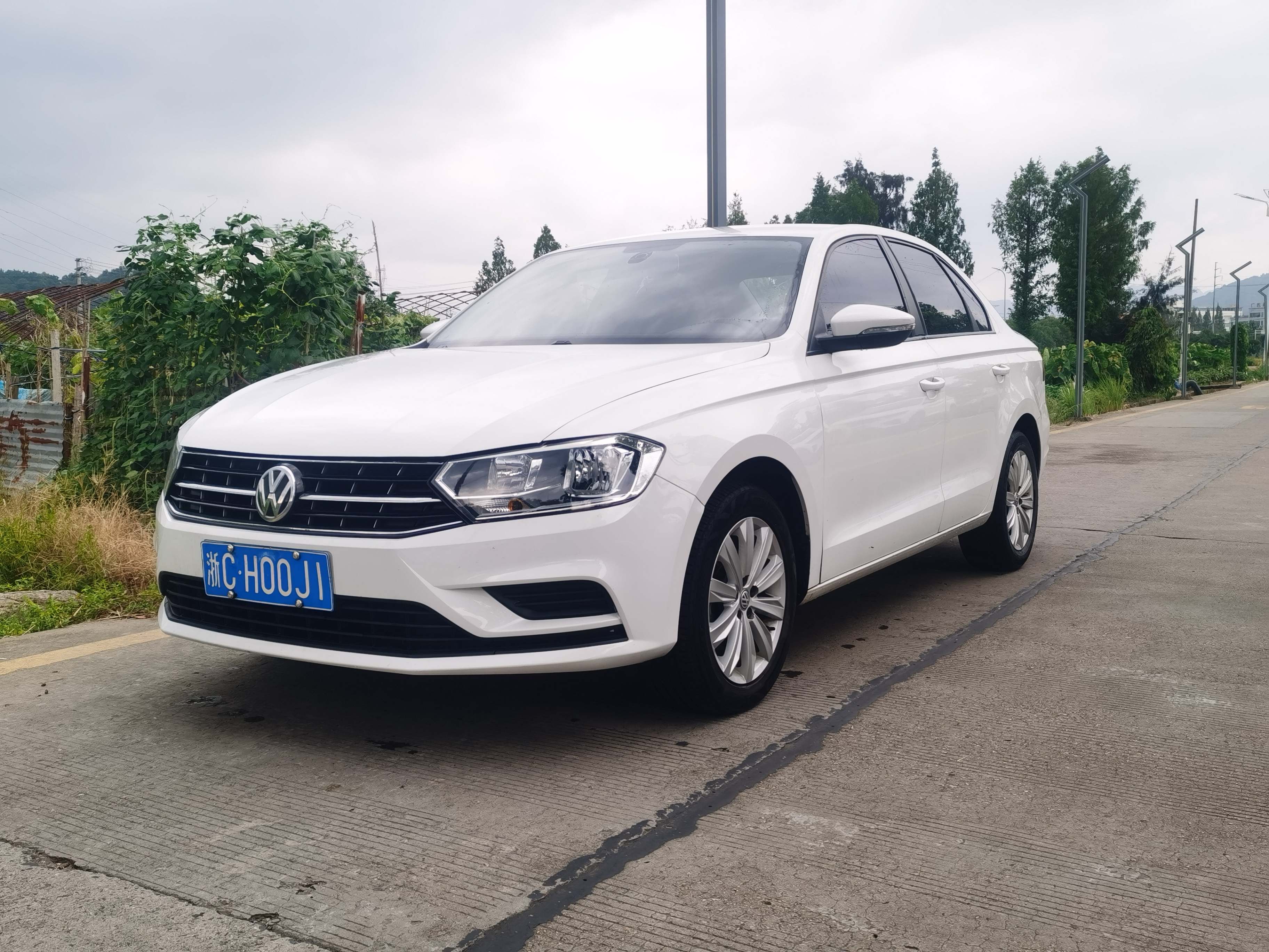 Volkswagen Bora 2021 car image 