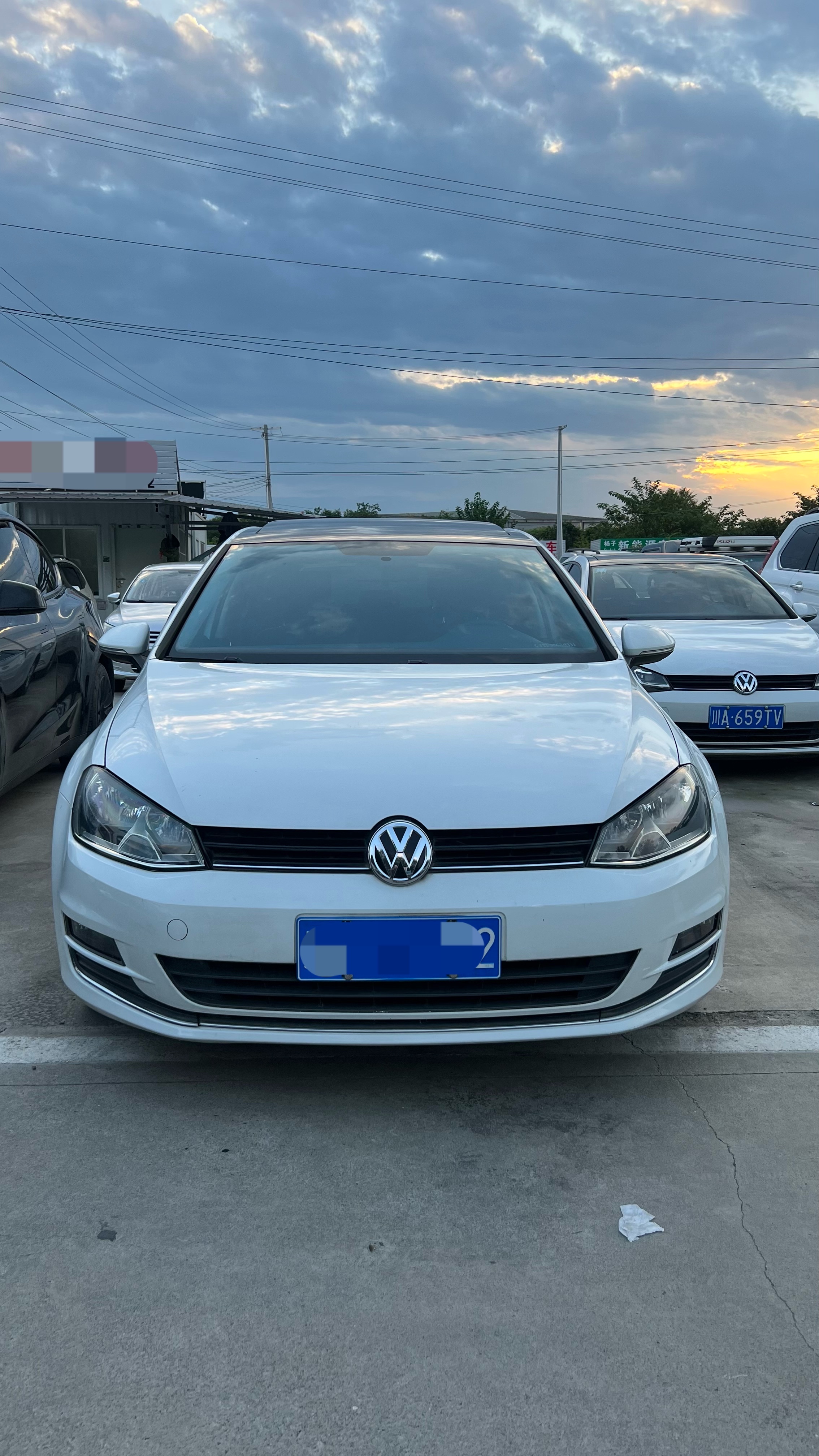 Volkswagen Golf 2015 car image #4