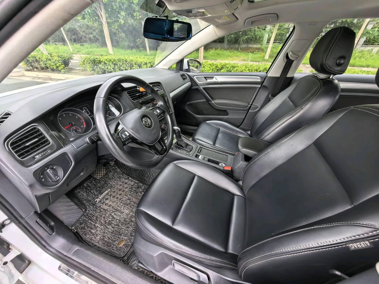 Volkswagen Golf 2019 #6 Volkswagen Golf 2019 car image #6