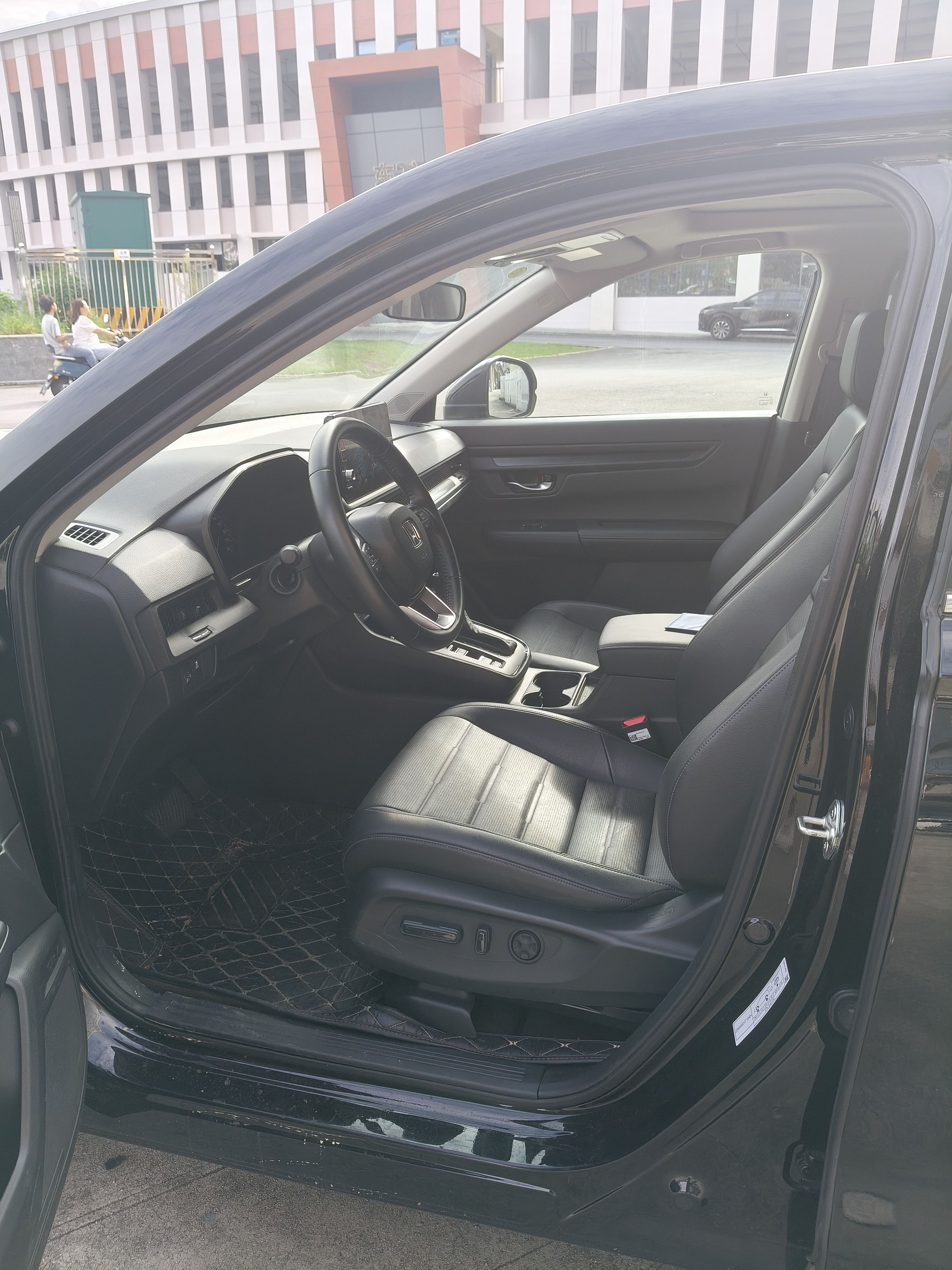 Honda CR-V 2024 car image #6