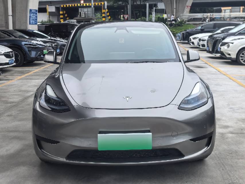 Tesla Model Y 2022 immagine di auto #4