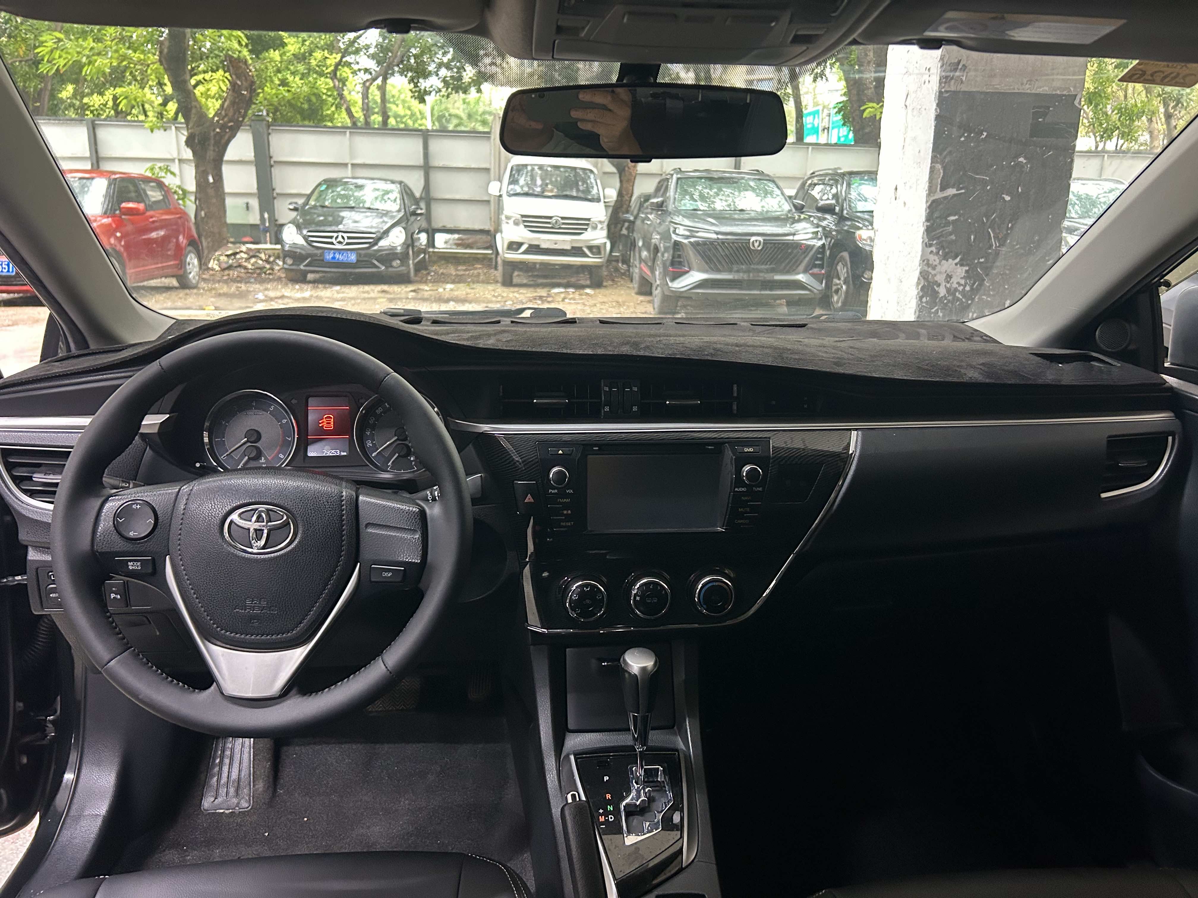 Toyota Corolla 2015 car image #8