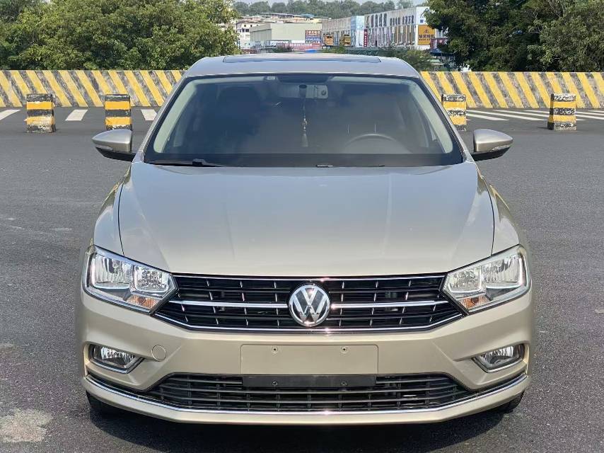 Volkswagen Bora 2016 car image #4