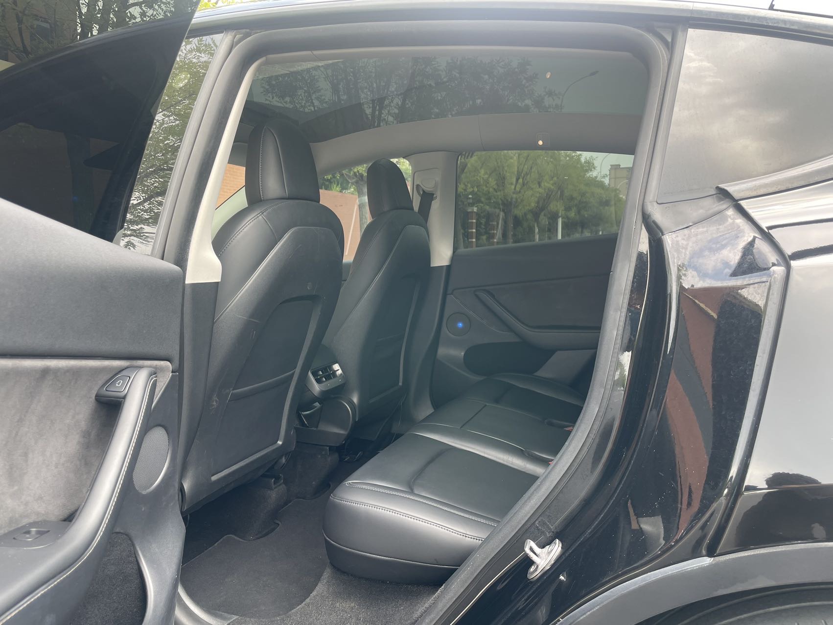 Tesla Model Y 2021 #7 Tesla Model Y 2021 car image #7