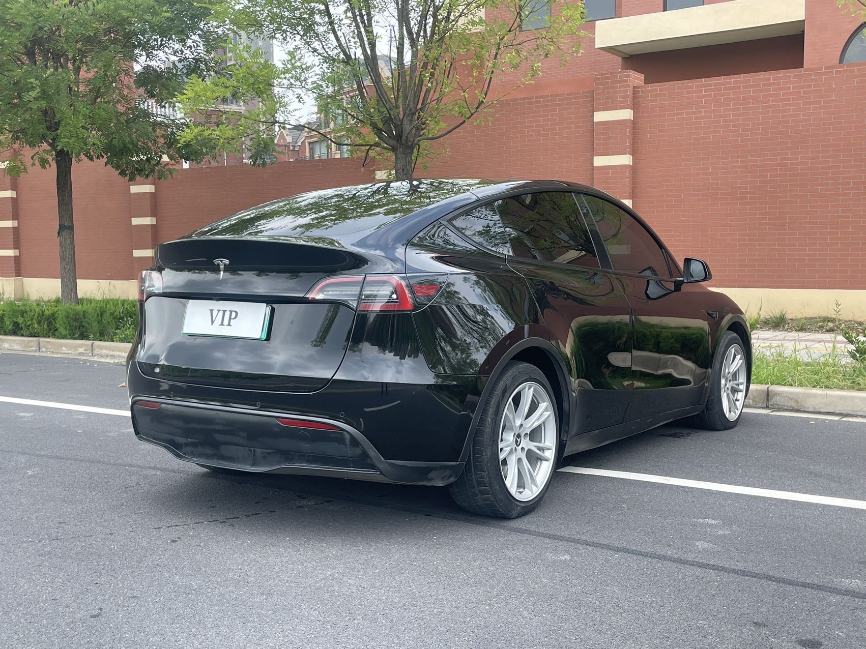 Tesla Model Y 2021 #11 Tesla Model Y 2021 car image #11