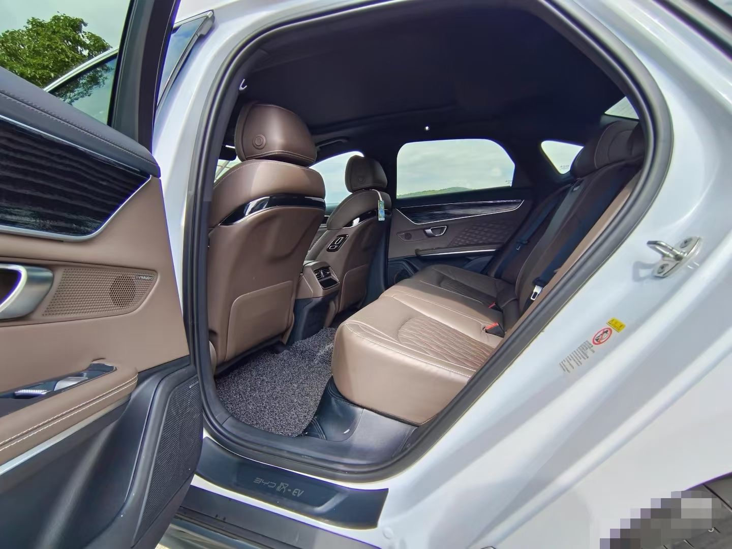BYD Han 2024 #6 BYD Han 2024 car image #6