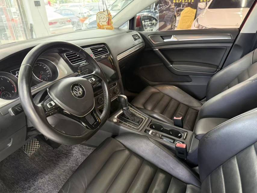 Volkswagen Golf 2014 car image #9