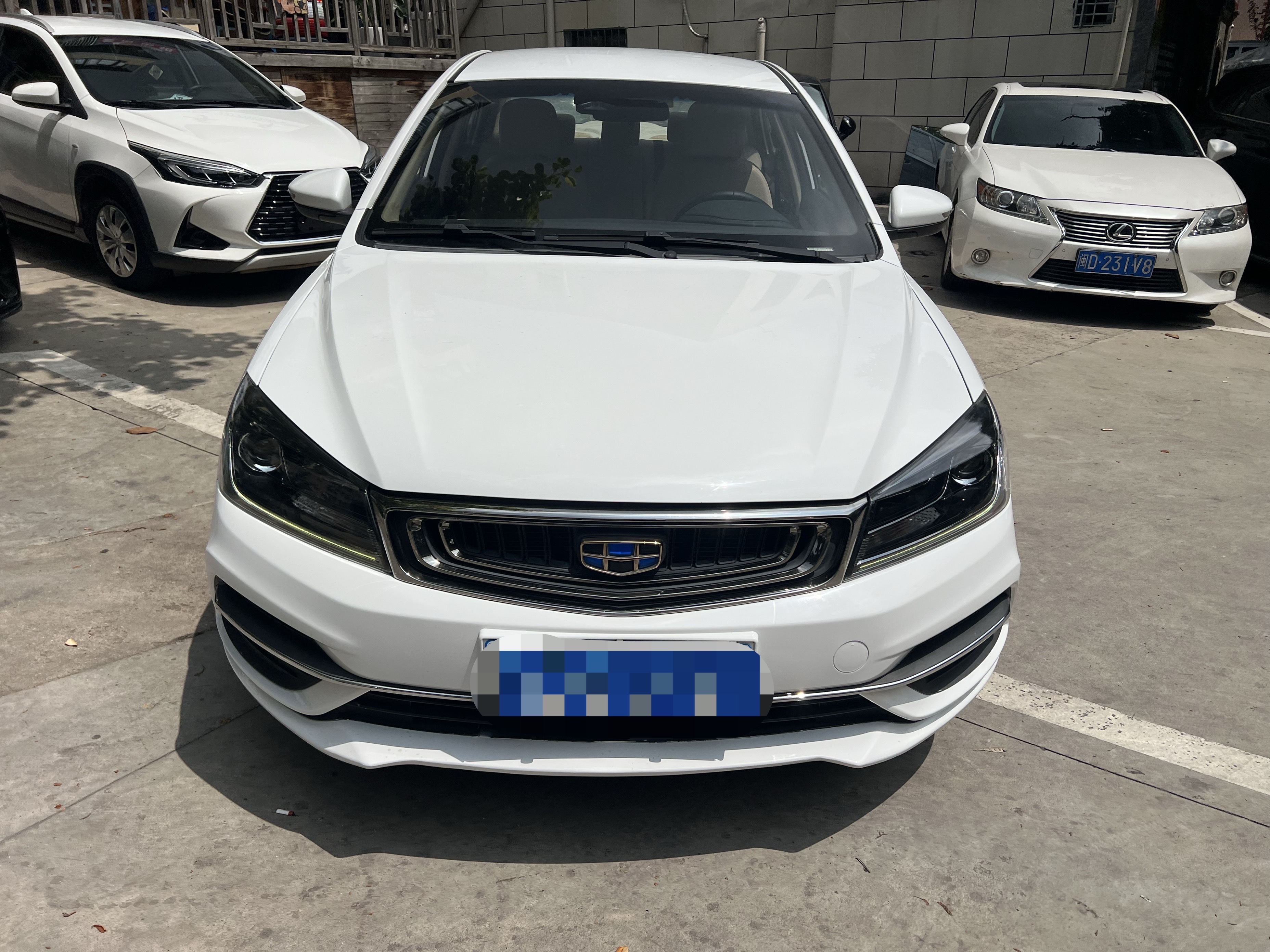 GEELY Emgrand 2019 #3 GEELY Emgrand 2019 car image #3