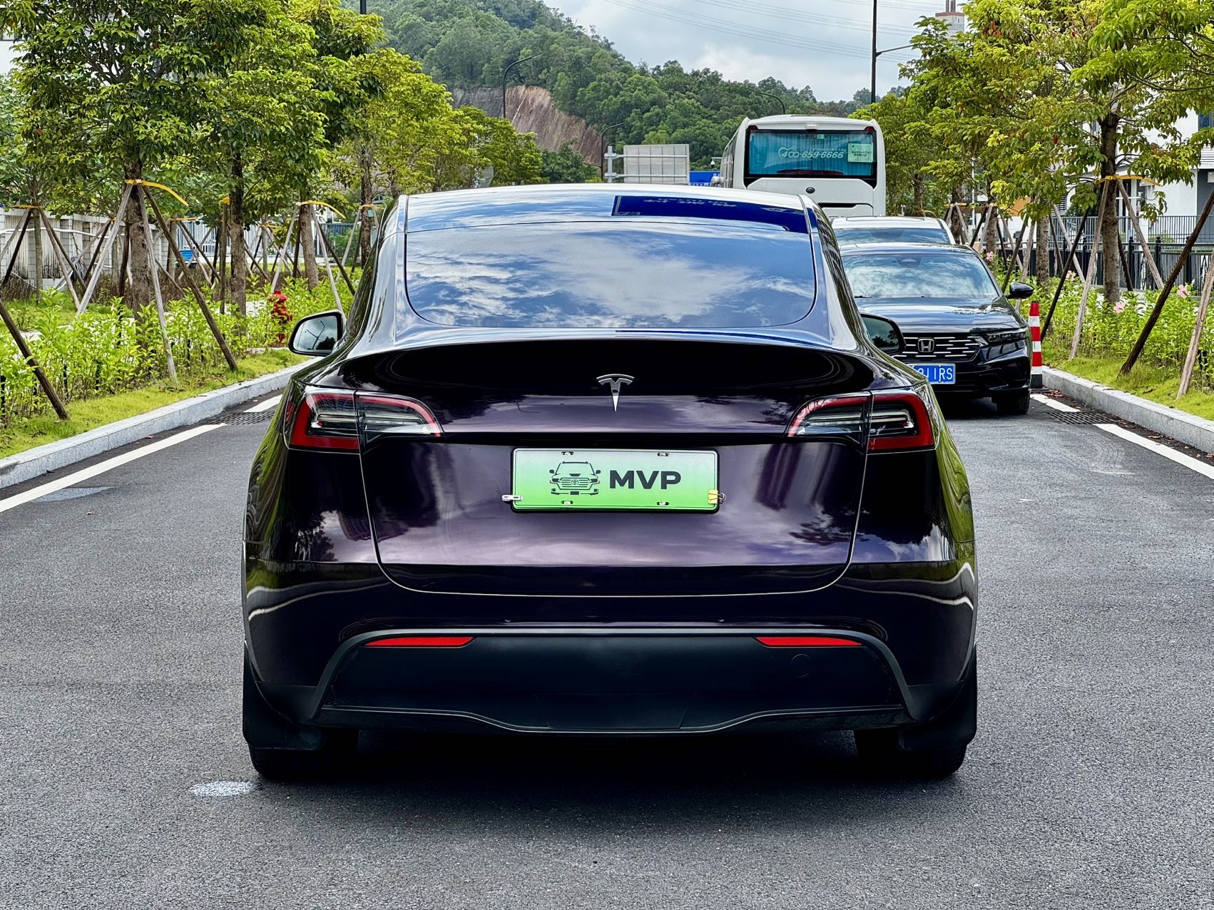 Tesla Model Y 2022 #9 Tesla Model Y 2022 car image #9