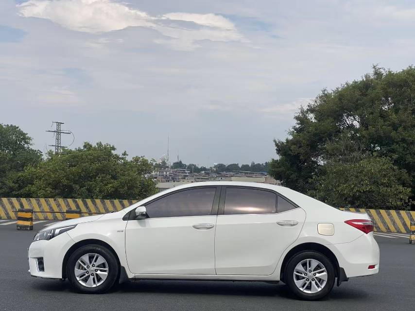Toyota Corolla 2015 #10 Toyota Corolla 2015 car image #10