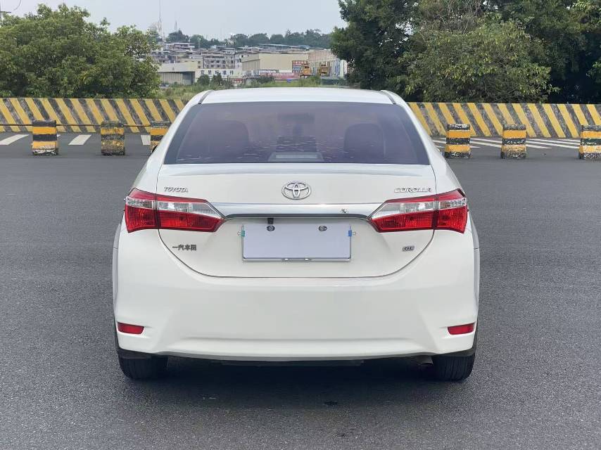 Toyota Corolla 2015 #11 Toyota Corolla 2015 car image #11