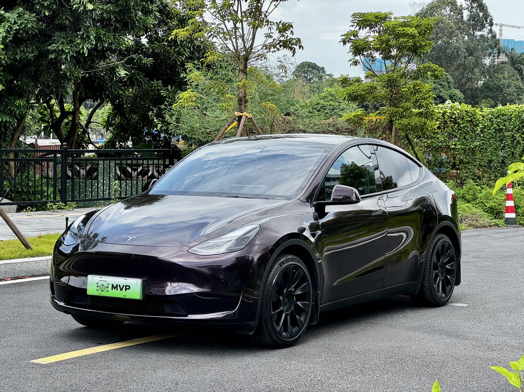 Tesla Model Y 2022 #2 Tesla Model Y 2022 car image #2
