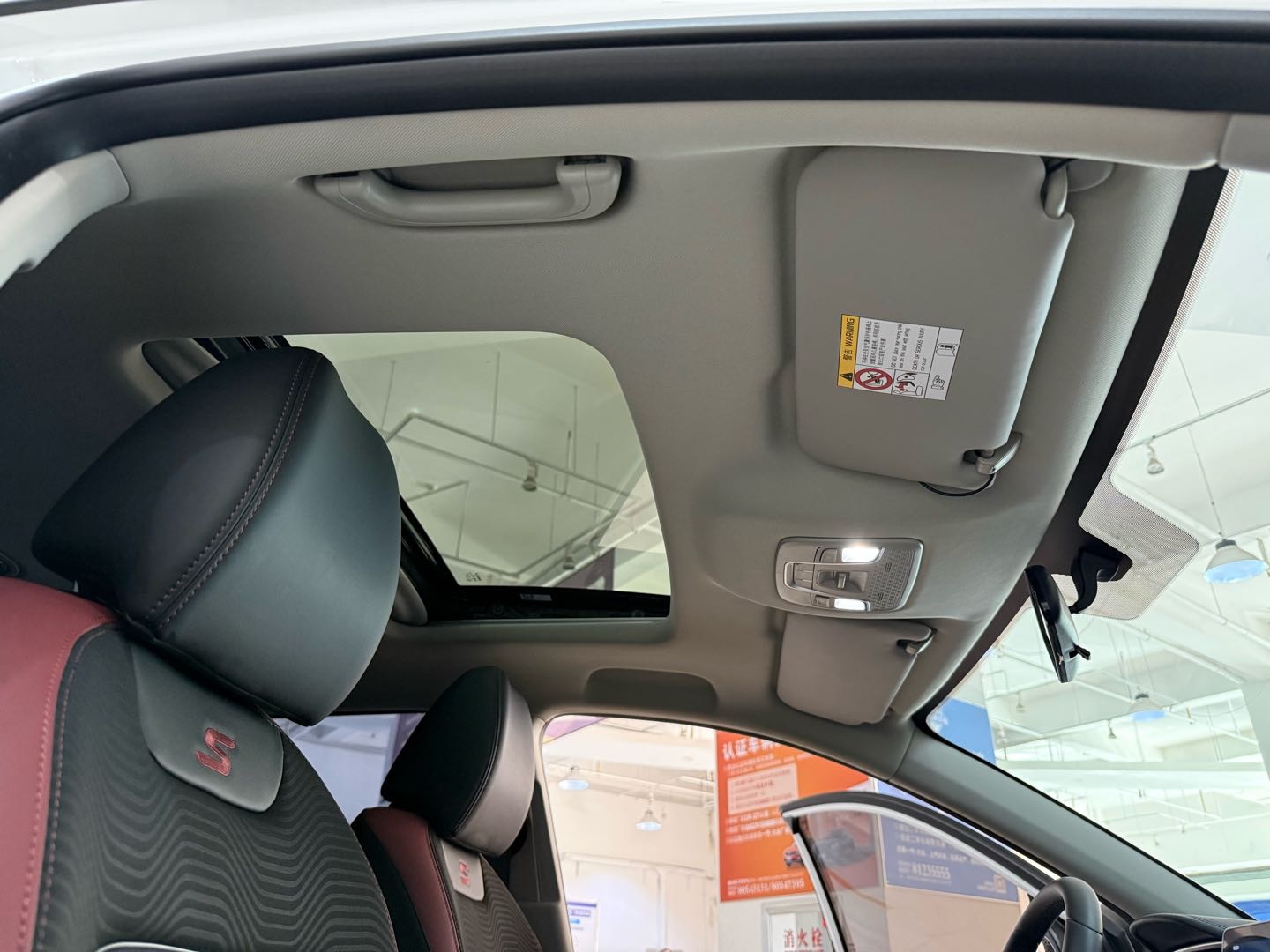 GEELY Coolray 2022 #20 GEELY Coolray 2022 car image #20