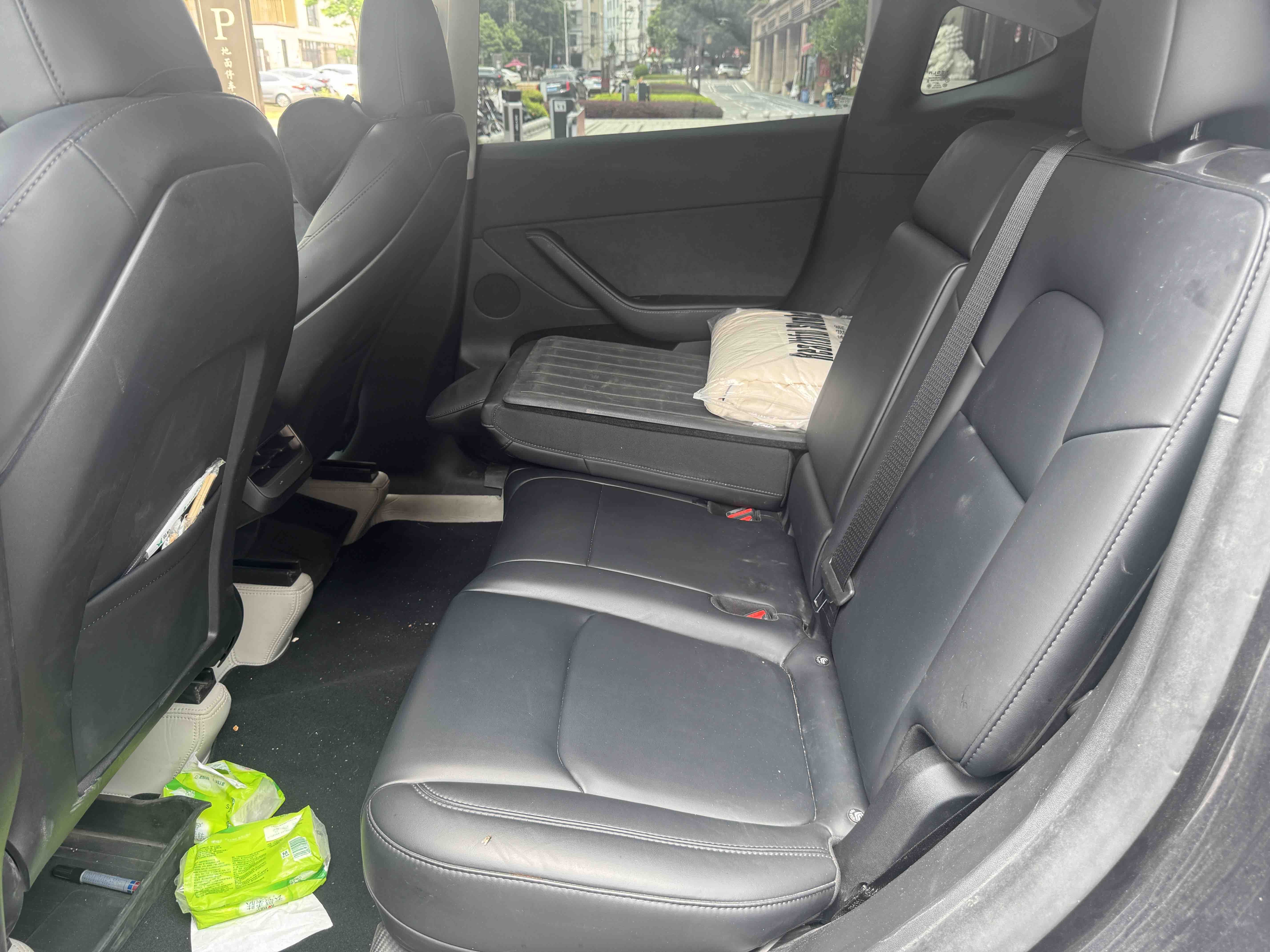 Tesla Model Y 2024 car image #6