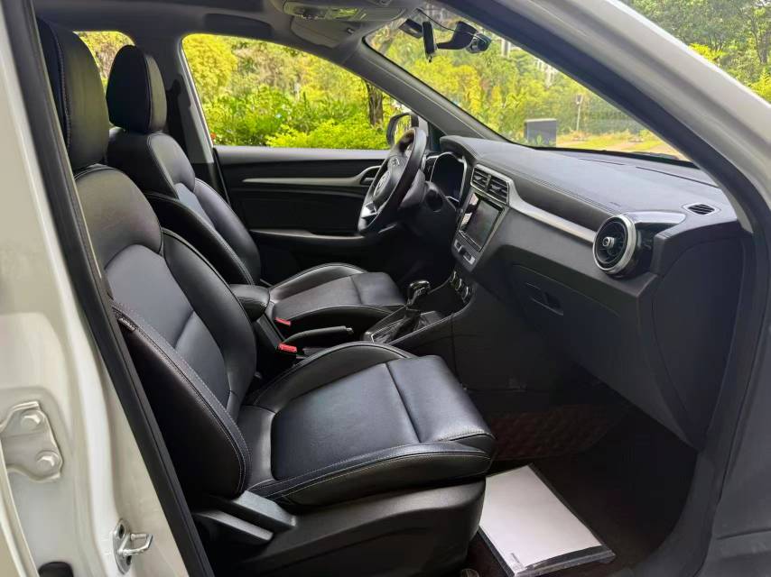 MG ZS 2018 #8 MG ZS 2018 car image #8