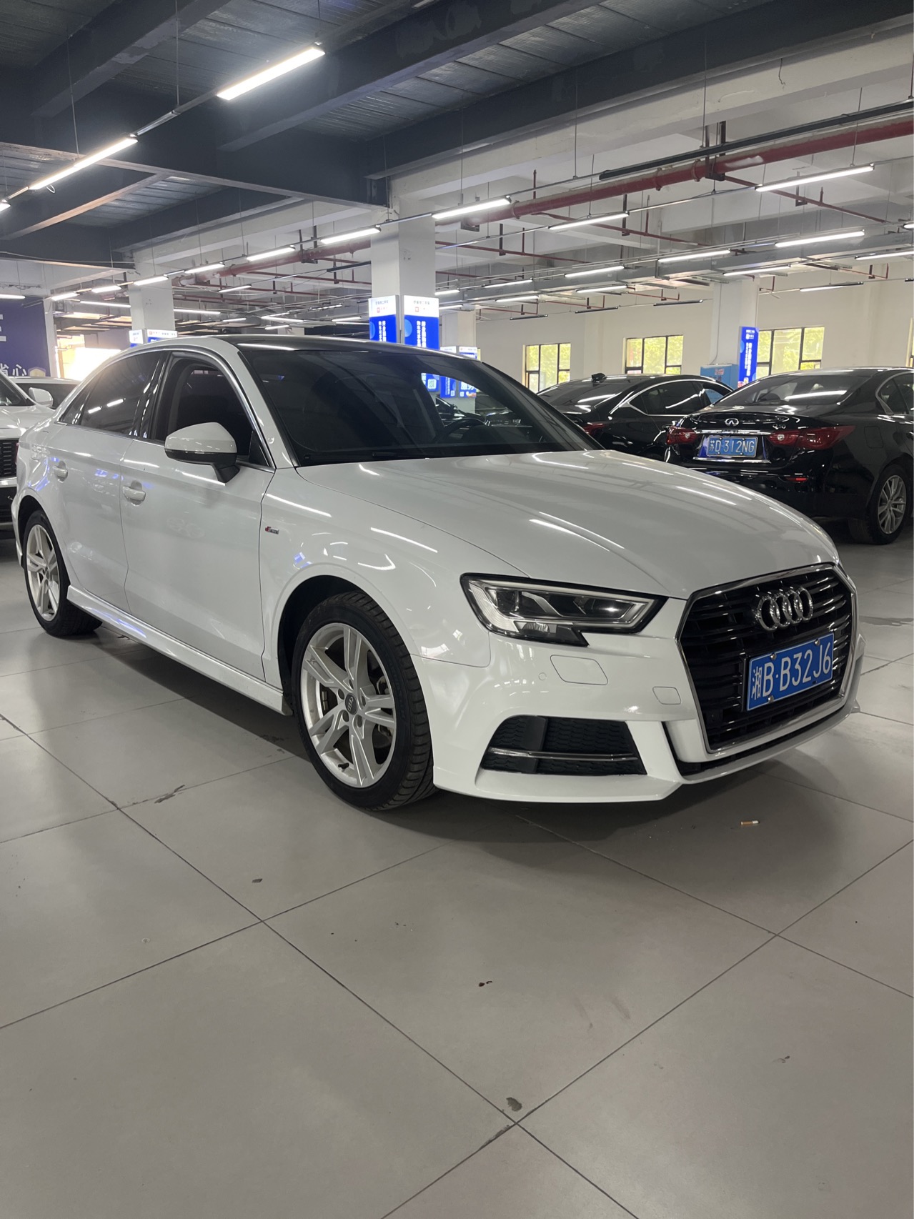 Audi A3 2019 car image #4