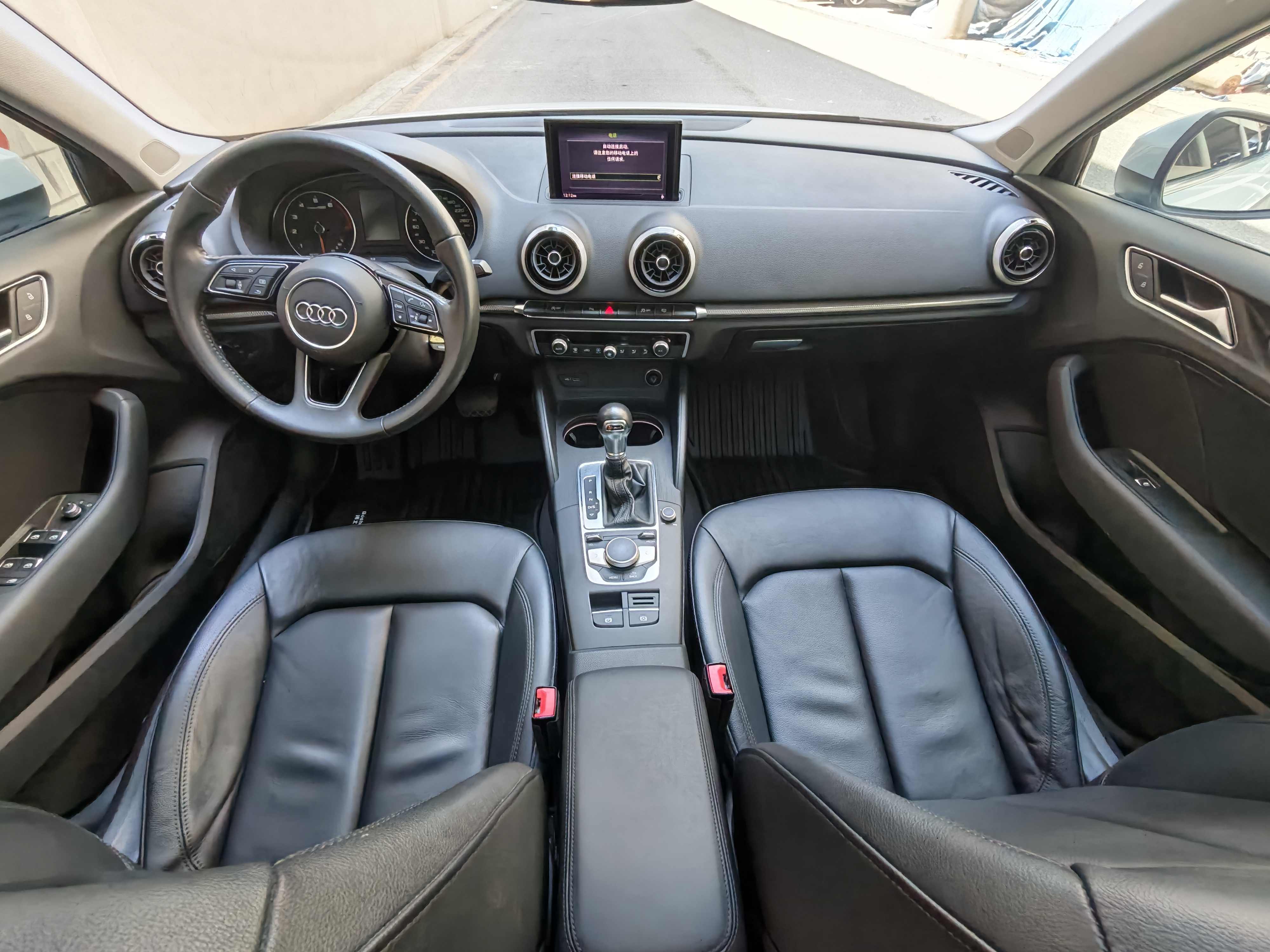 Audi A3 2019 car image #9