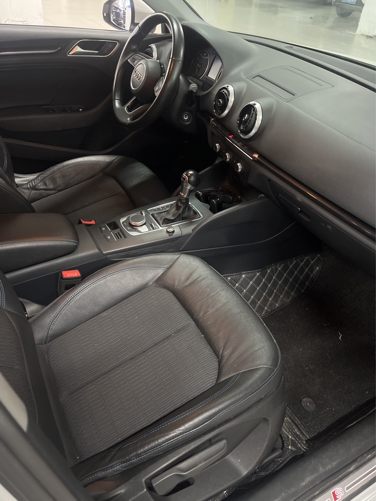 Audi A3 2019 car image #5