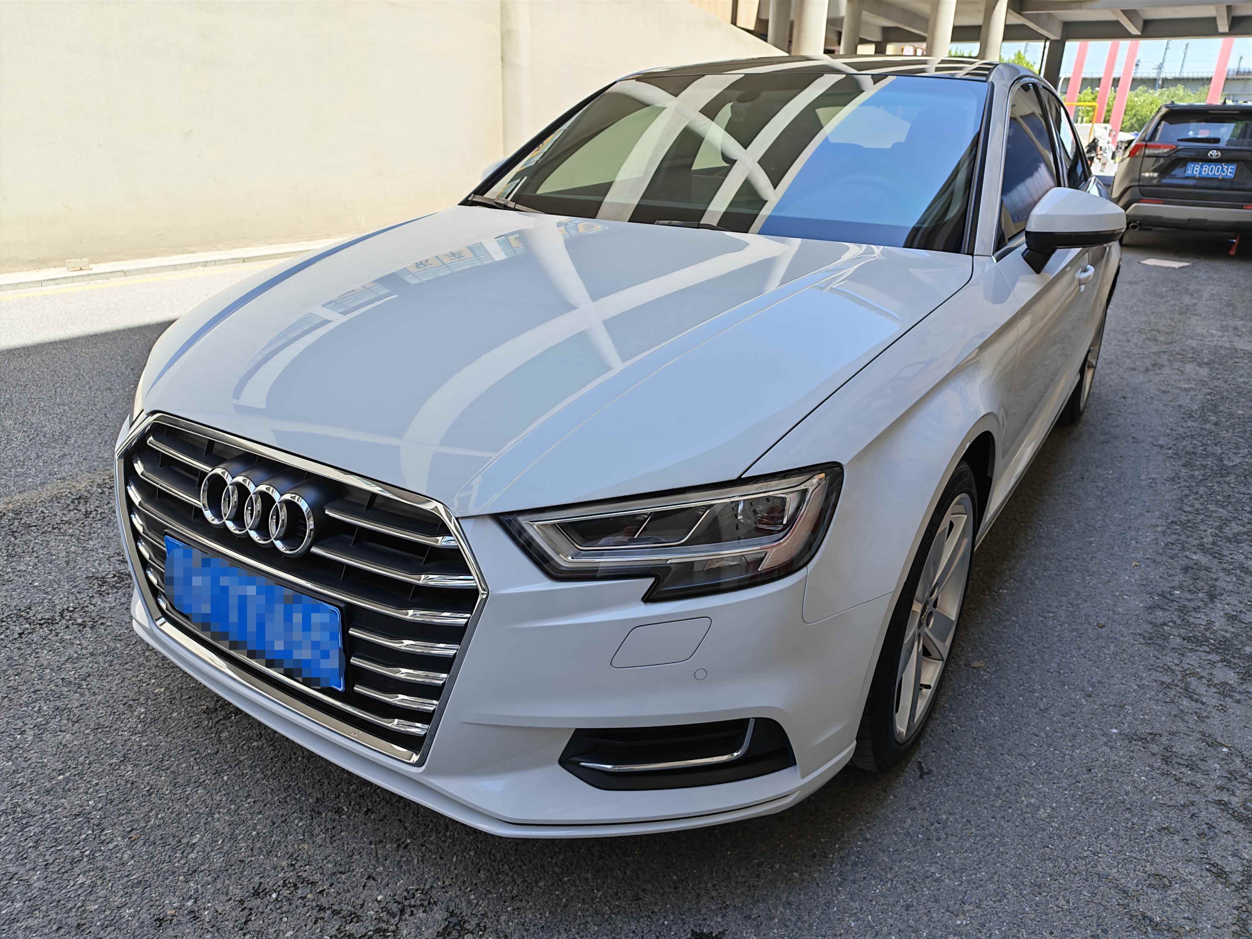 Audi A3 2019 car image #2