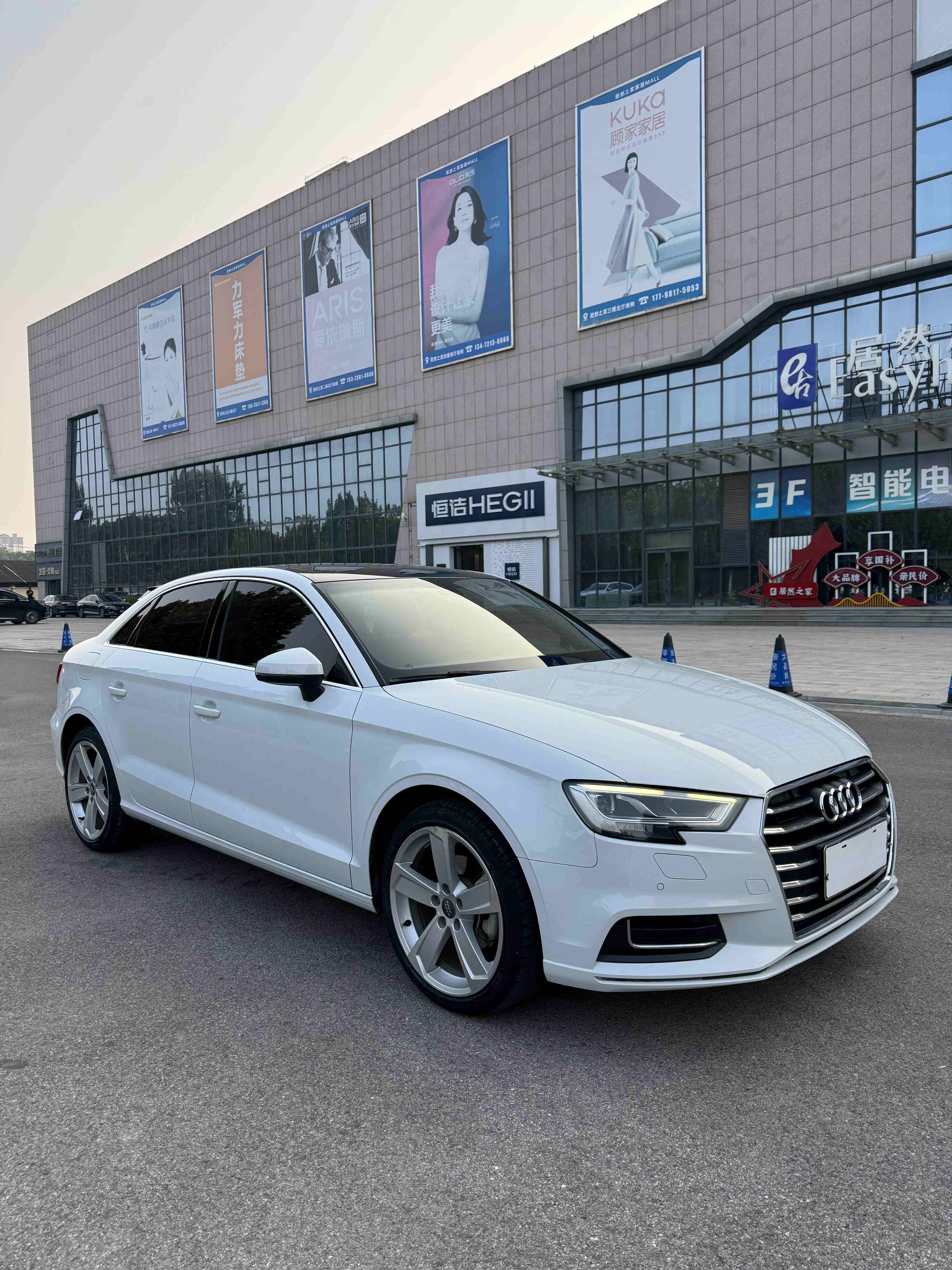 Audi A3 2018 car image #5