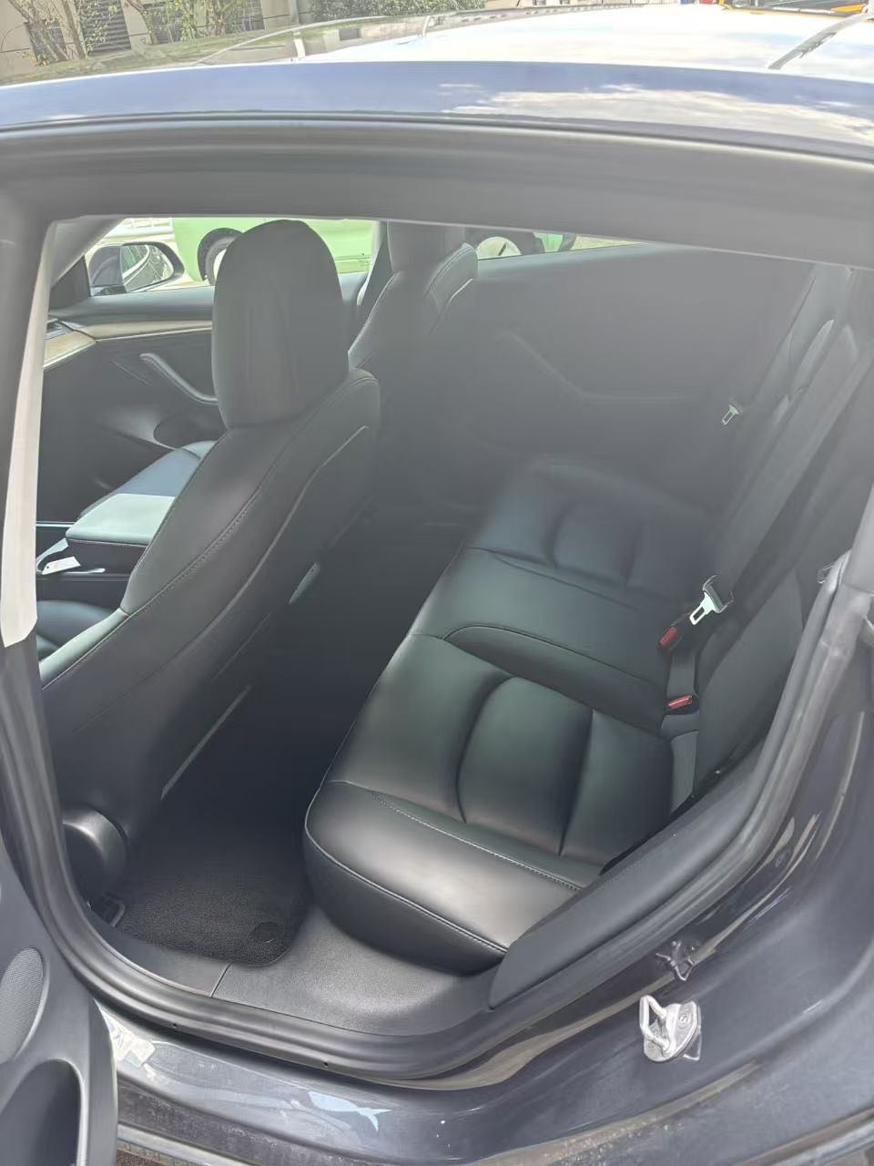 Tesla Model 3 2021 car image #9