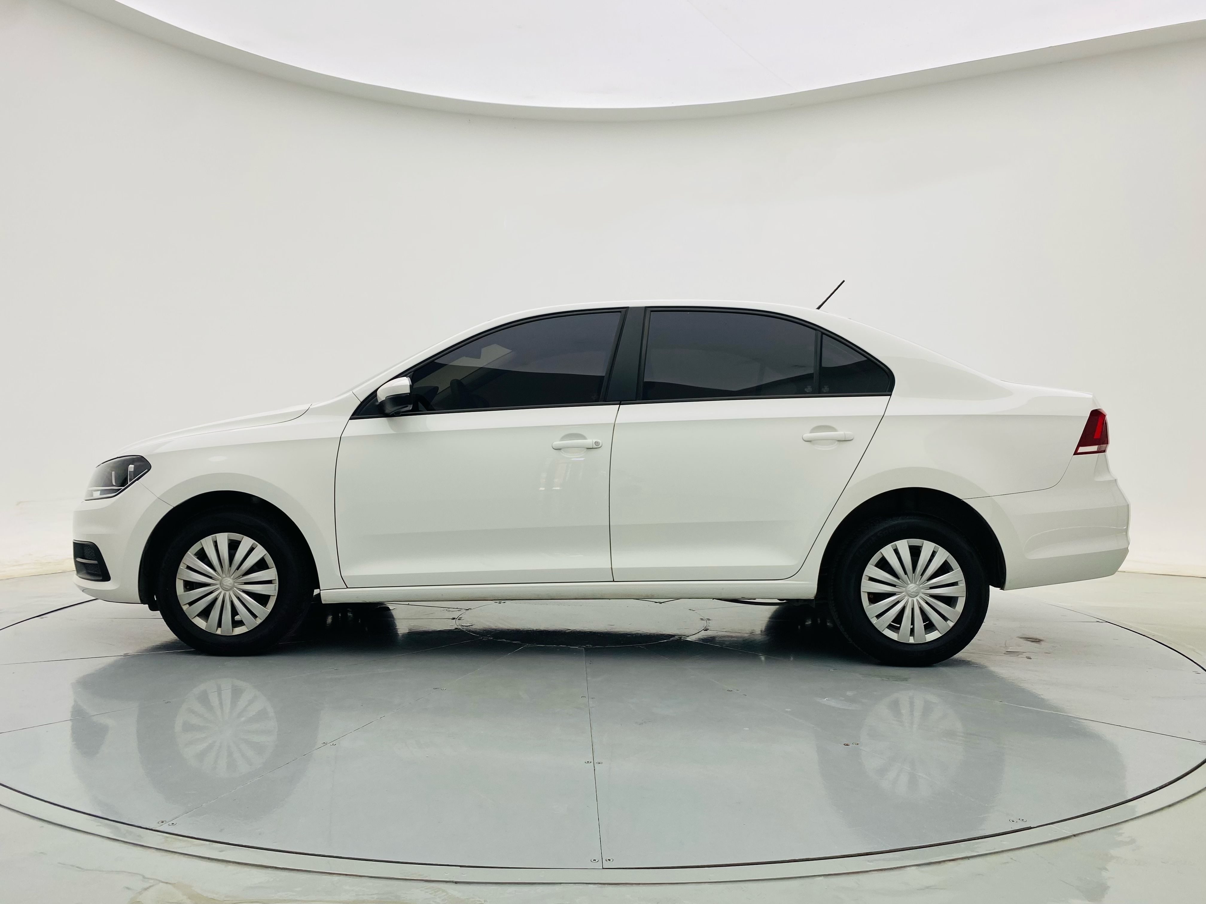 Volkswagen Santana 2021 #9 Volkswagen Santana 2021 car image #9
