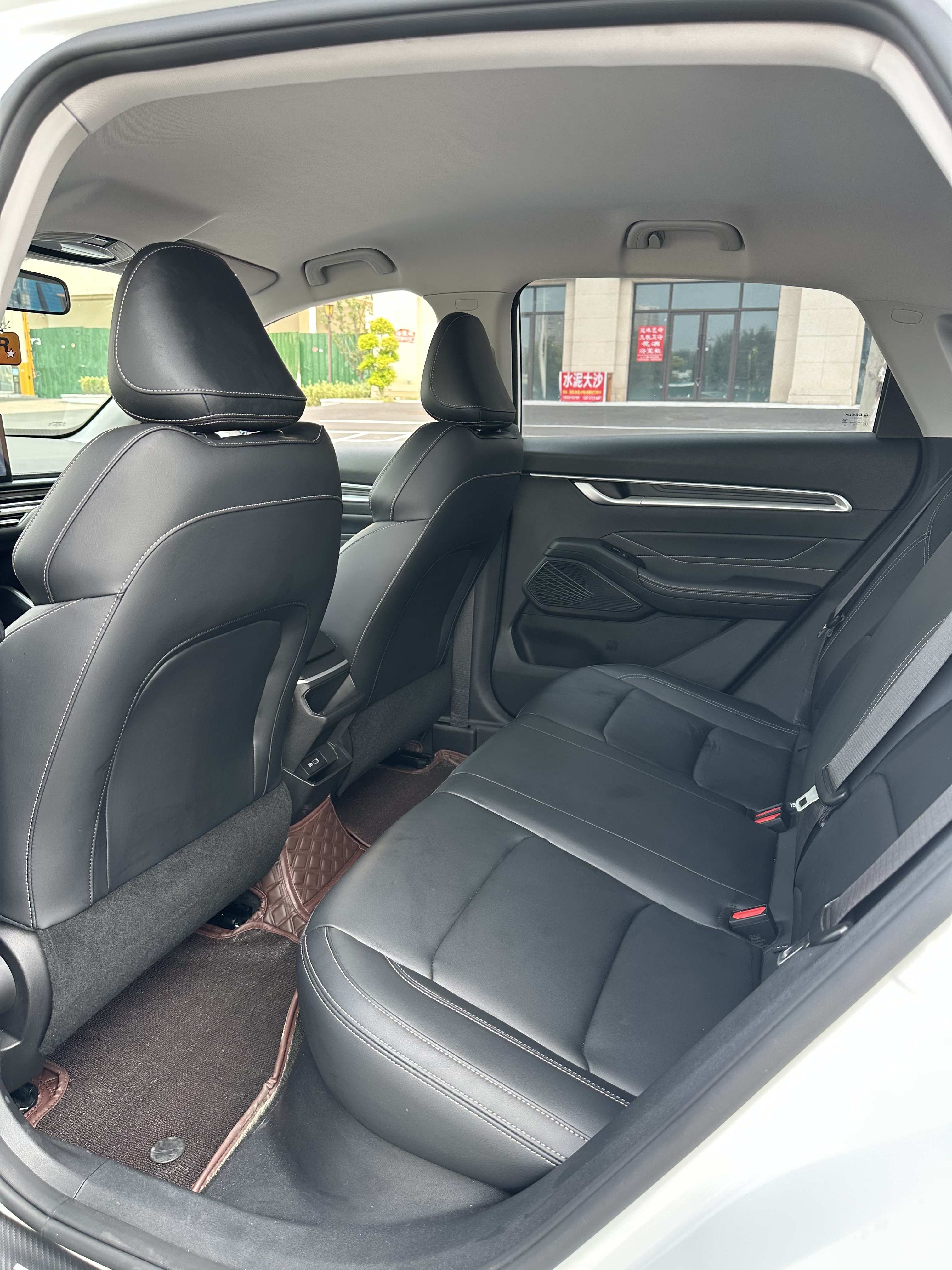 GEELY Emgrand 2025 car image #9