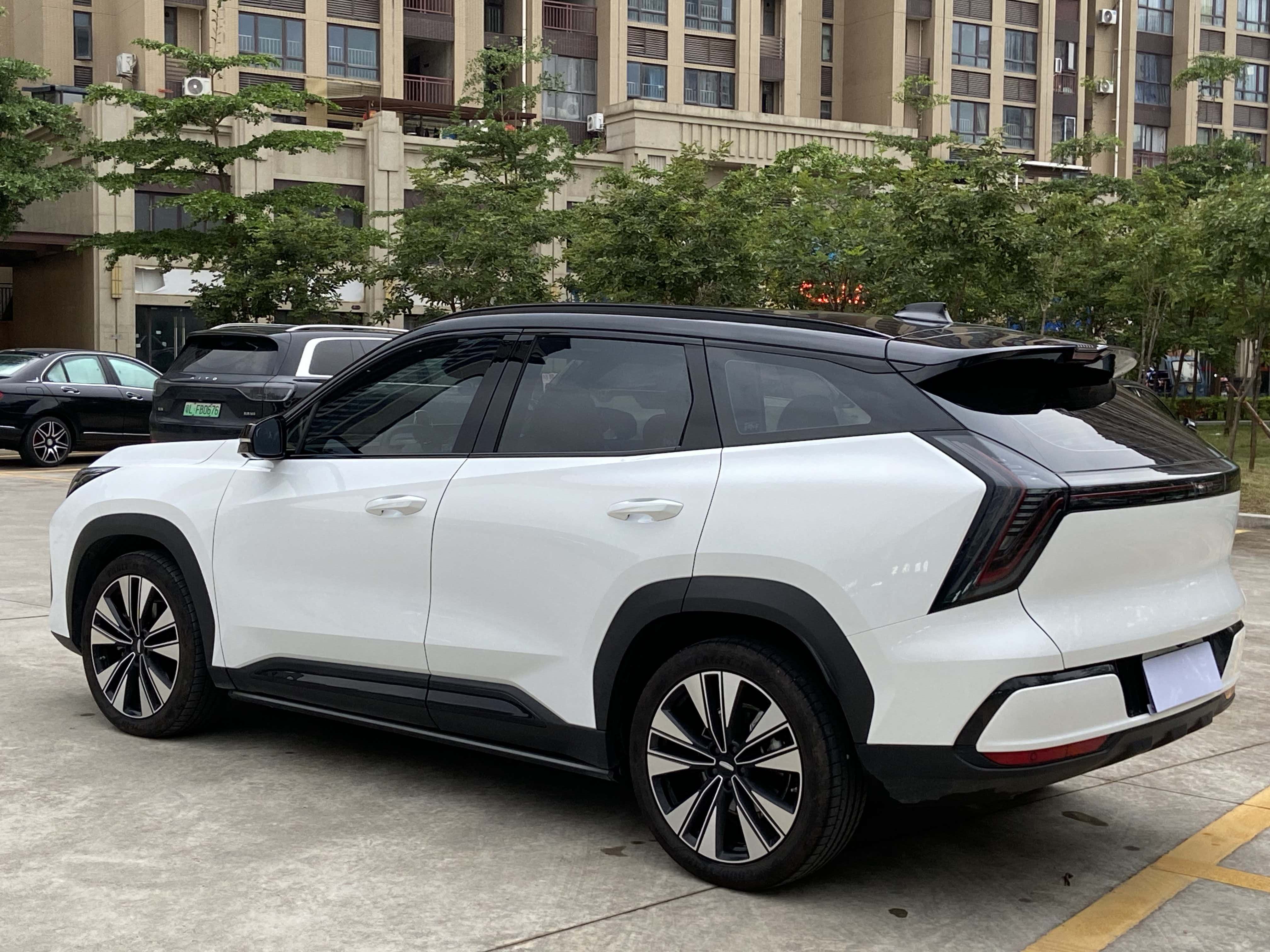 GEELY Boyue L 2025 image de voiture #11