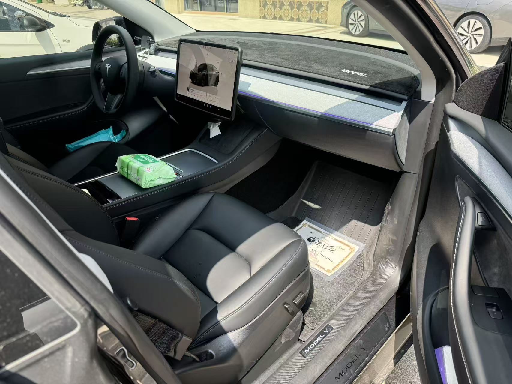 Tesla Model Y 2024 car image #4