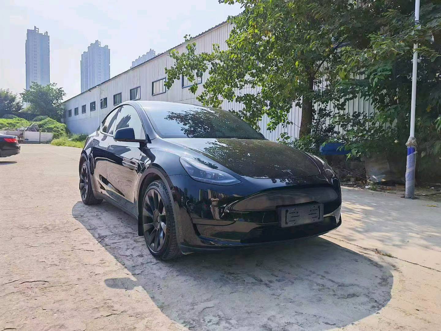 Tesla Model Y 2022 #5 Tesla Model Y 2022 car image #5