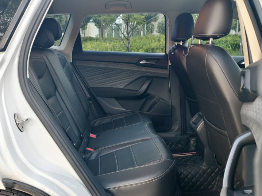 Volkswagen Tharu 2021 car image #9
