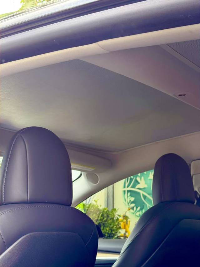 Tesla Model 3 2023 car image #10