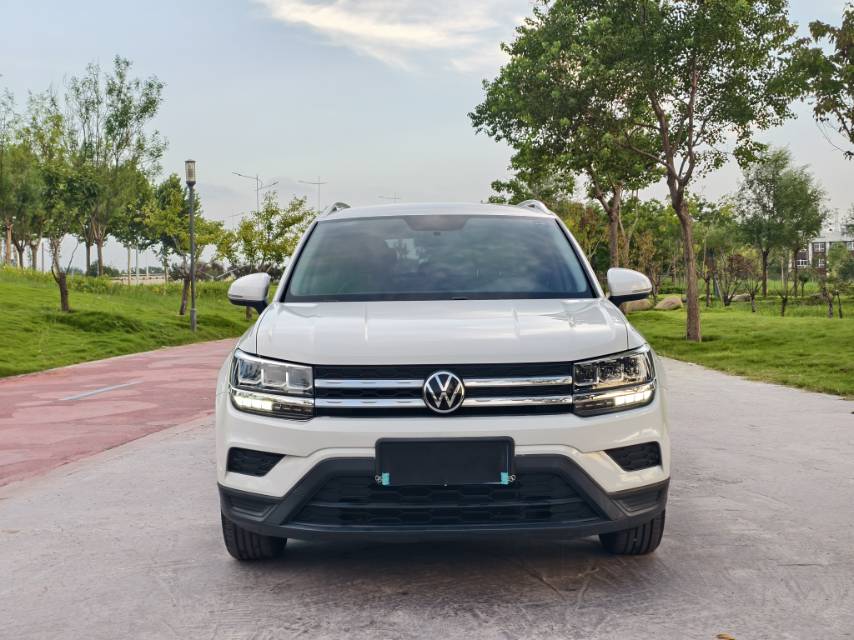 Volkswagen Tharu 2021 car image #4