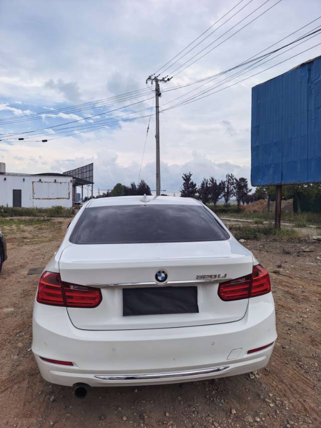 BMW 3 Series 2015 car image #10